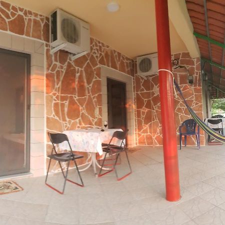 Romeo'S Guest House 2 Piqeras Exterior foto